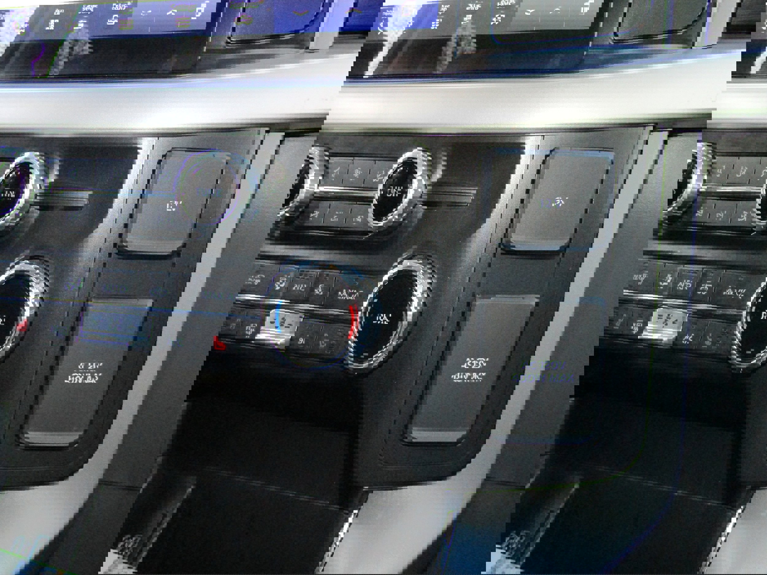 Certified 2022 Ford F150 XLT w/ Equipment Group 302A High image 31