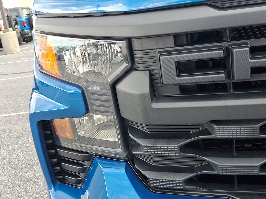 Used 2022 Chevrolet Silverado 1500 Custom Trail Boss AWD/4WD image 9