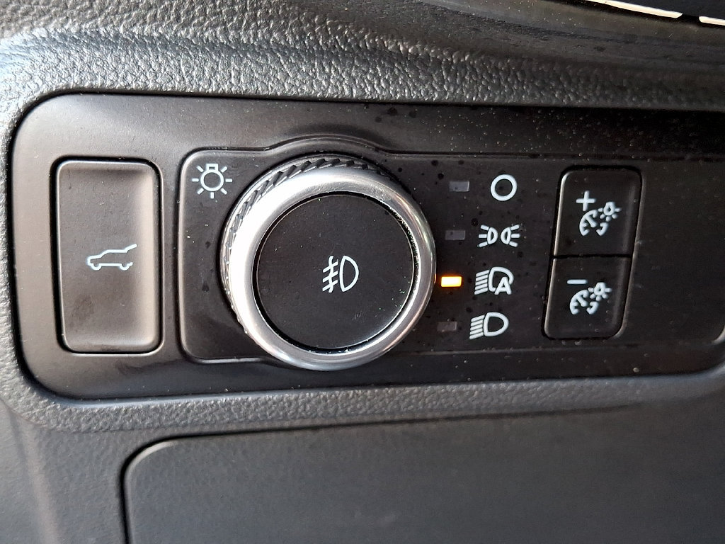 Certified 2025 Ford Explorer ST-Line w/ Premium Package RWD image 24