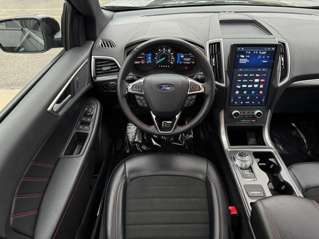 Certified 2024 Ford Edge ST-Line w/ Cargo Accessory Package AWD/4WD image 5