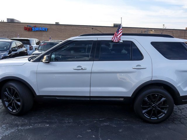 Certified 2018 Ford Explorer XLT w/ Equipment Group 202A AWD/4WD image 6