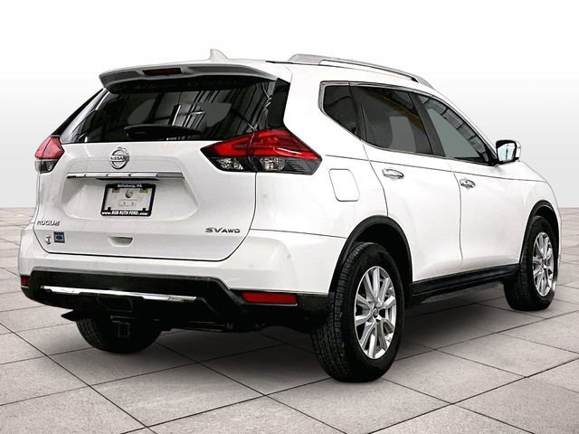 Used 2017 Nissan Rogue SV AWD/4WD image 11