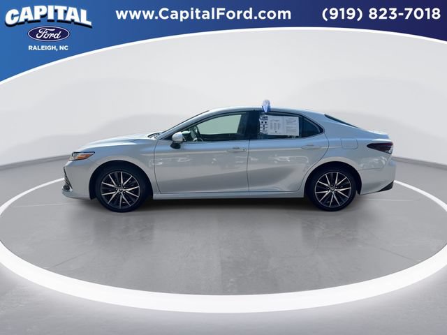 Used 2023 Toyota Camry XLE FWD image 5