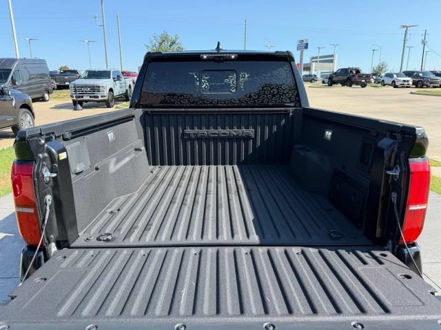Used 2024 Toyota Tacoma TRD Off-Road w/ TRD Off Road Premium Package AWD/4WD image 7