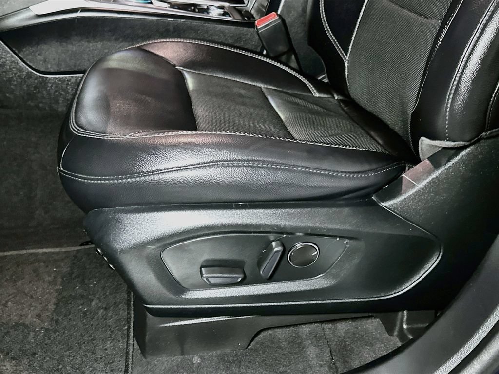 Certified 2021 Ford Explorer Limited AWD/4WD image 19