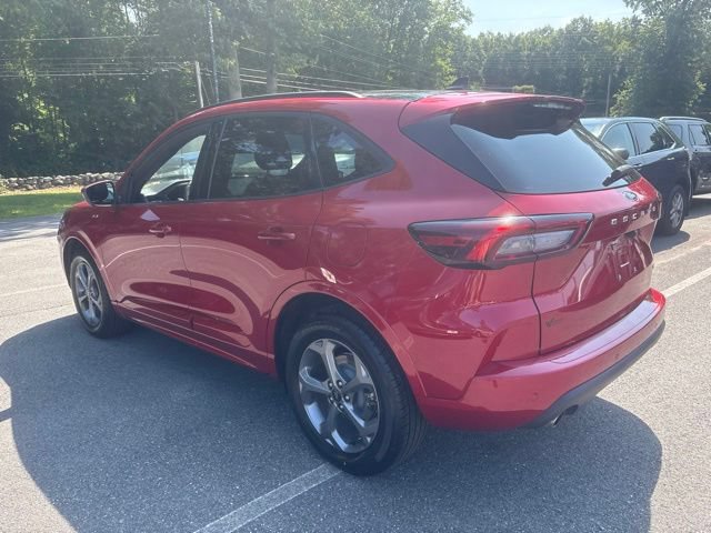Certified 2023 Ford Escape ST-Line Select w/ Tech Pack #2 AWD/4WD image 8