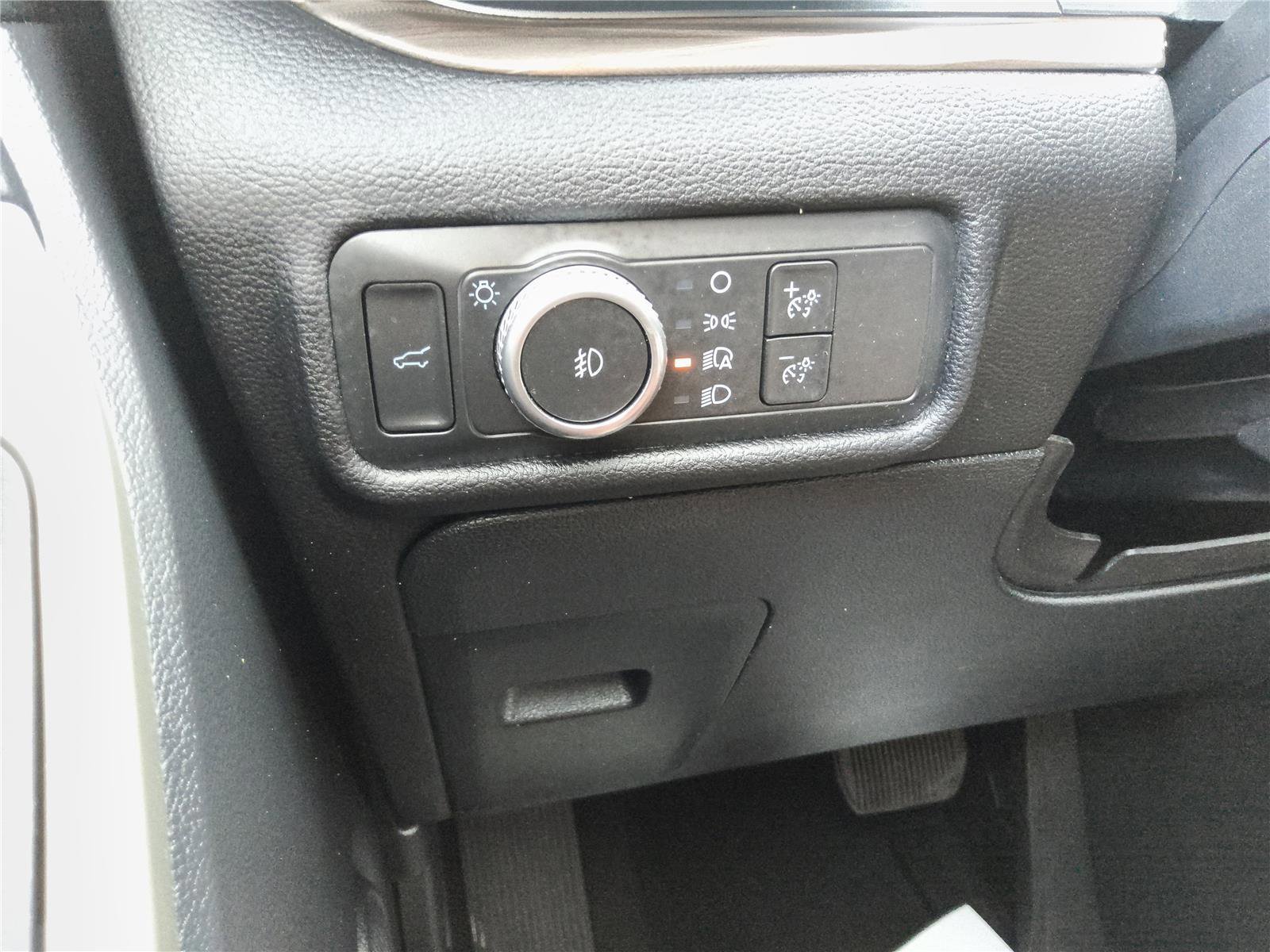 Certified 2021 Ford Explorer Limited AWD/4WD image 19