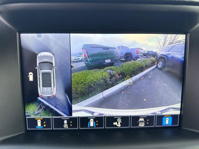 Used 2024 GMC Terrain Denali w/ Denali Premium Package image 17