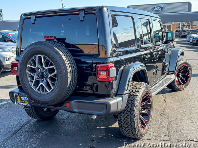 Used 2025 Jeep Wrangler Unlimited Sahara w/ Safety Group AWD/4WD image 7