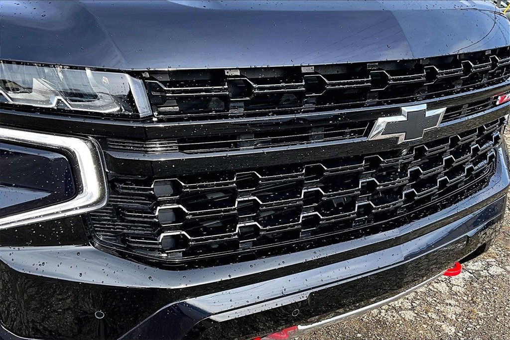 Used 2023 Chevrolet Tahoe Z71 w/ Luxury Package image 29