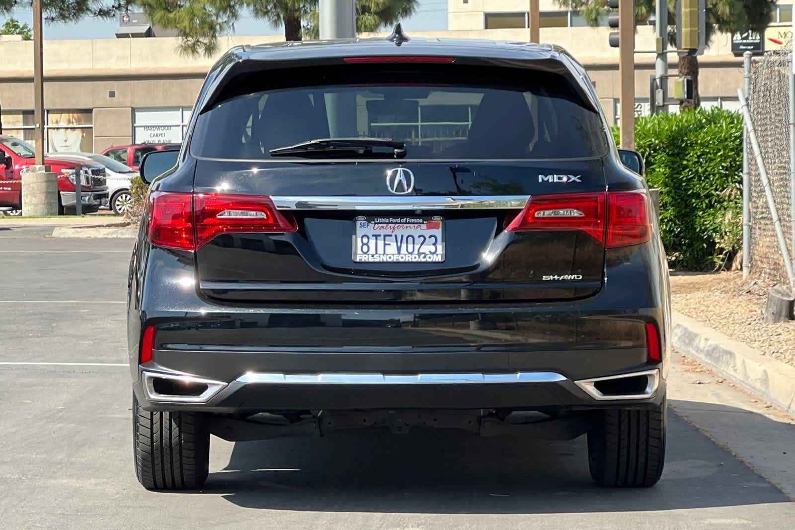 Used 2020 Acura MDX SH-AWD image 4