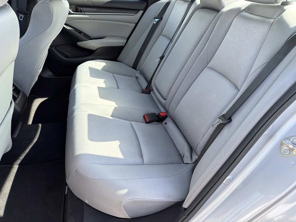 Used 2019 Honda Accord EX image 22