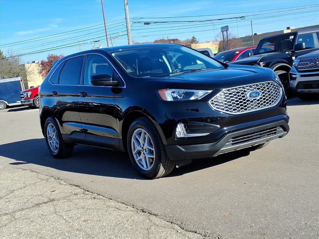 Certified 2024 Ford Edge SEL w/ Convenience Package image 7