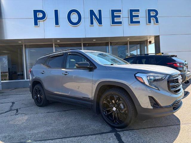 Used 2020 GMC Terrain SLT w/ Preferred Package AWD/4WD image 1