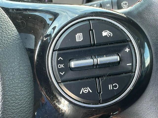 Used 2023 Kia Soul GT-Line image 19