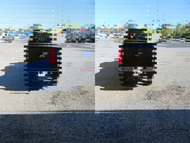 Certified 2022 Ford F150 XLT w/ Equipment Group 302A High image 4