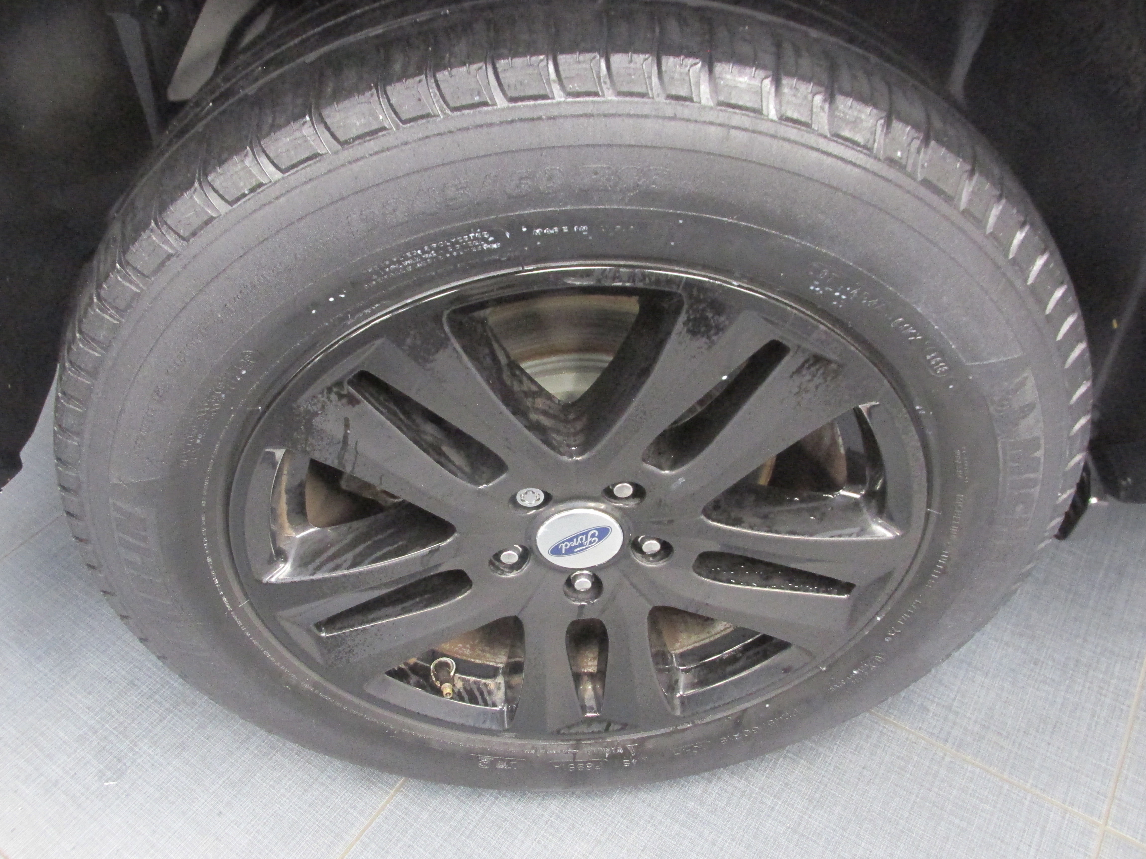 Certified 2019 Ford Explorer XLT w/ Equipment Group 201A image 16