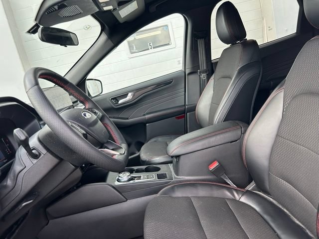 Certified 2023 Ford Escape ST-Line w/ Tech Pack #1 FWD image 8