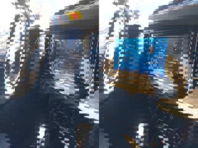 Certified 2023 Ford Bronco Black Diamond image 24