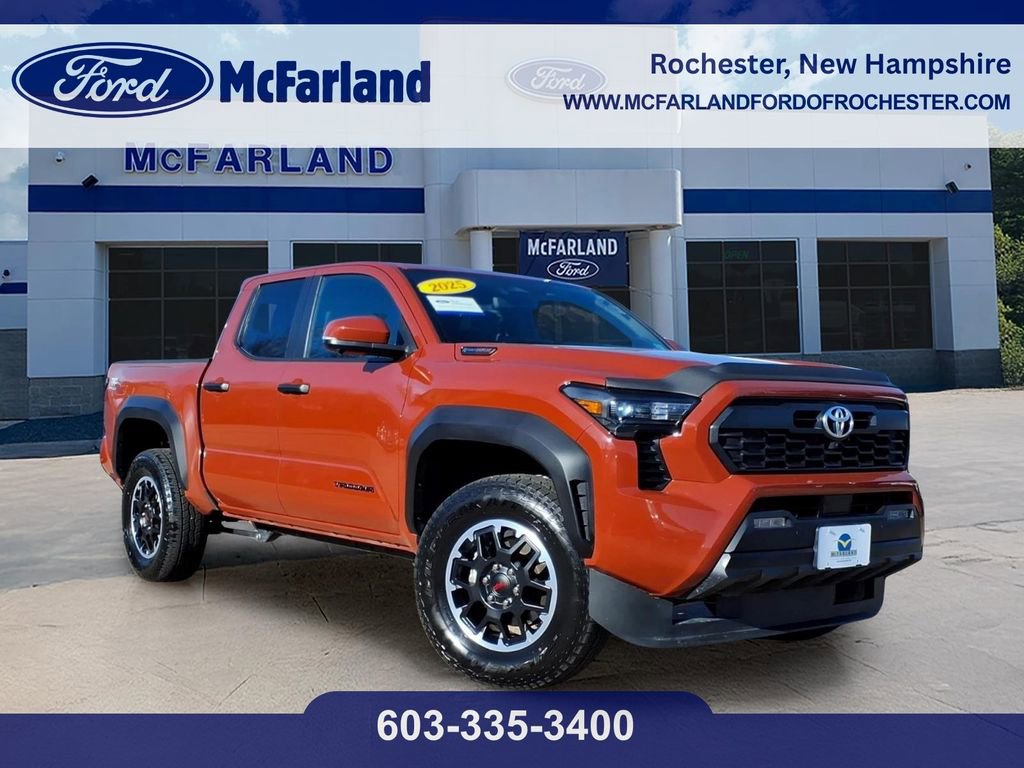 Used 2025 Toyota Tacoma TRD Off-Road AWD/4WD image 1