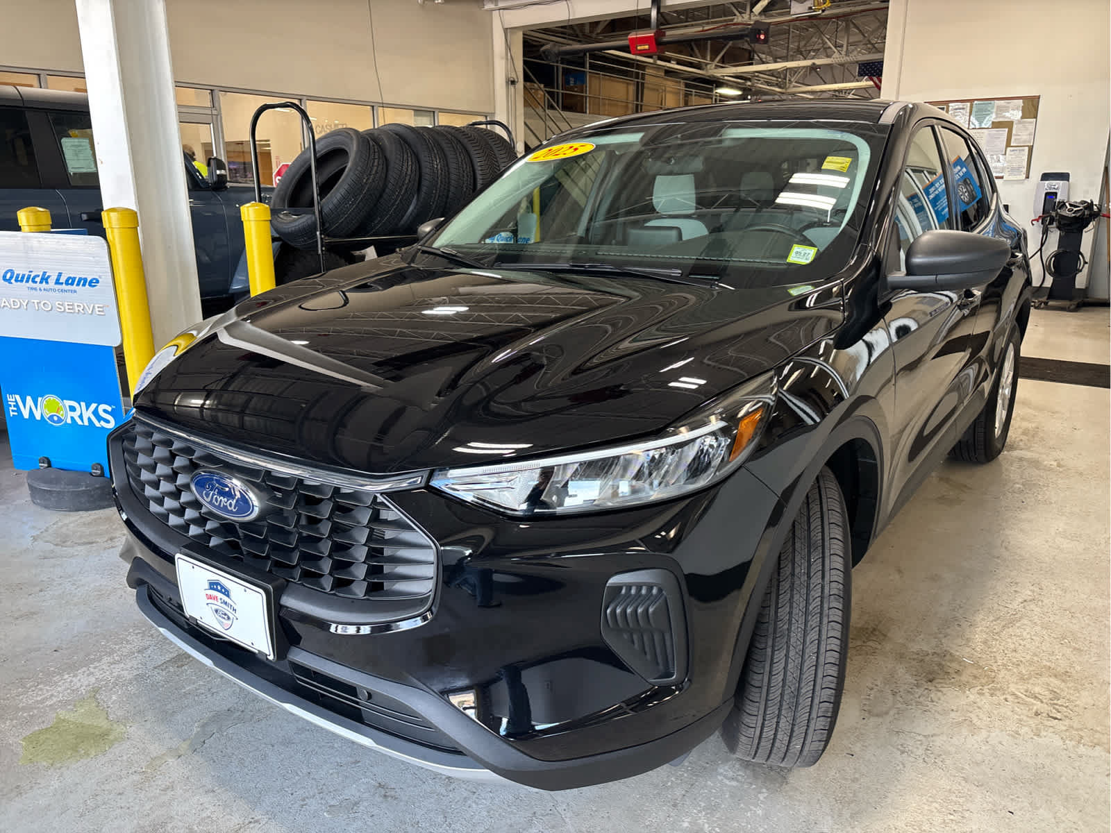 Certified 2025 Ford Escape Active w/ Cold Weather Package AWD/4WD image 4