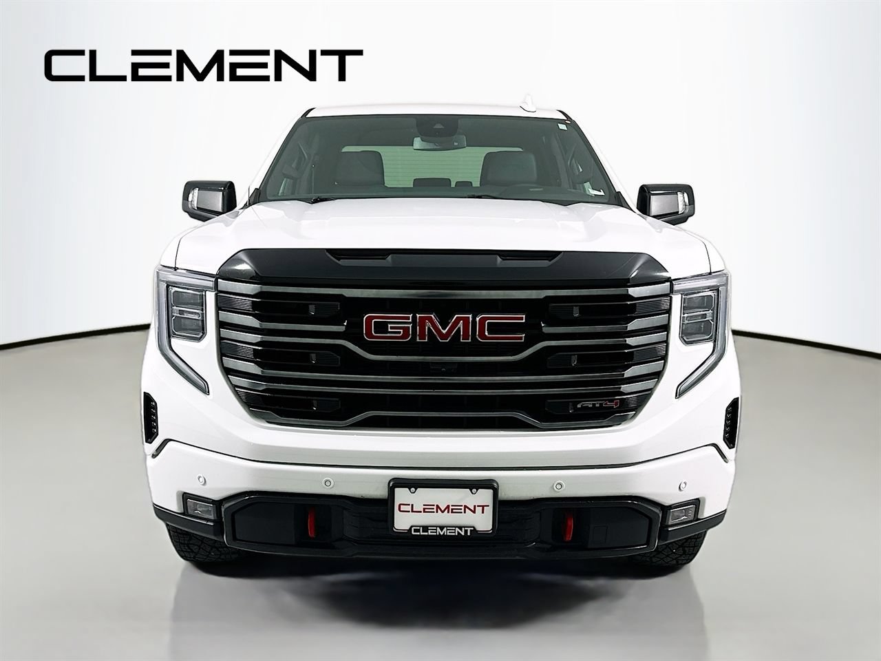 Used 2025 GMC Sierra 1500 AT4 AWD/4WD image 3