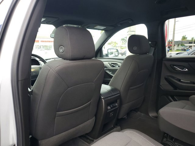 Used 2022 Chevrolet Traverse LT image 11