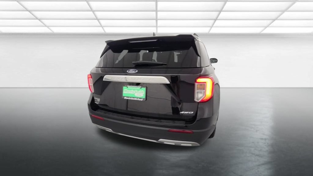 Certified 2024 Ford Explorer XLT w/ Equipment Group 202A AWD/4WD image 8