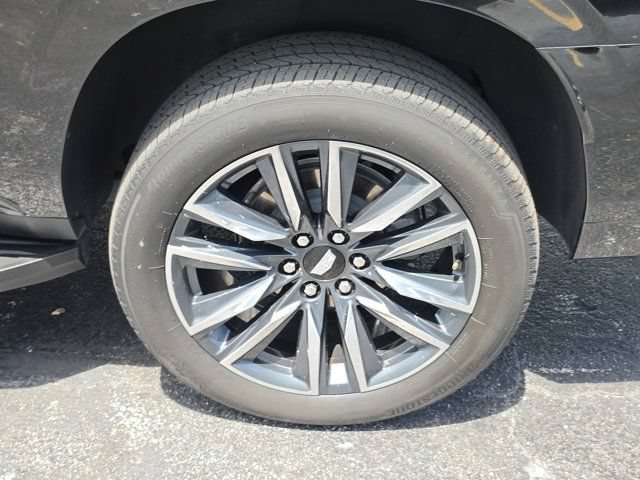 Used 2023 Cadillac Escalade ESV Sport AWD/4WD image 10