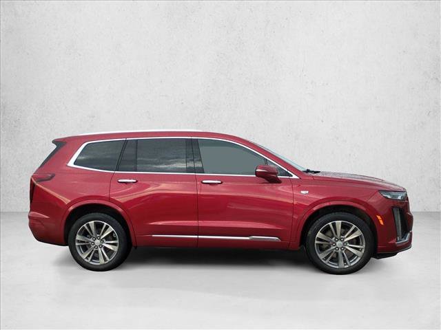 Used 2022 Cadillac XT6 Premium Luxury FWD image 4
