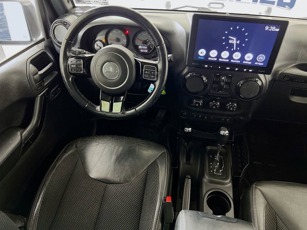 Used 2017 Jeep Wrangler Unlimited Sahara AWD/4WD image 28
