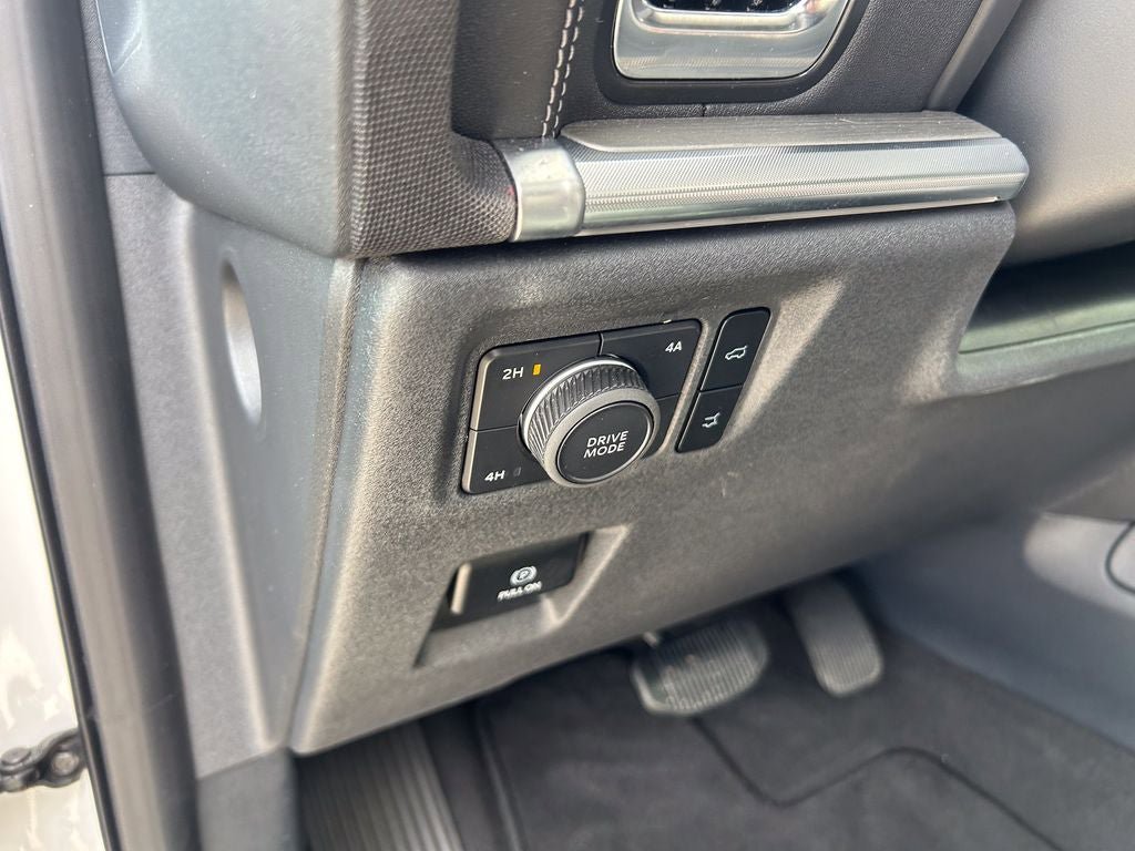 Certified 2025 Ford Expedition Max Platinum AWD/4WD image 11