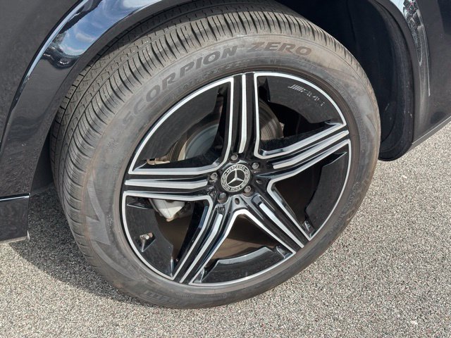 Used 2025 Mercedes-Benz GLE 350 4MATIC image 7