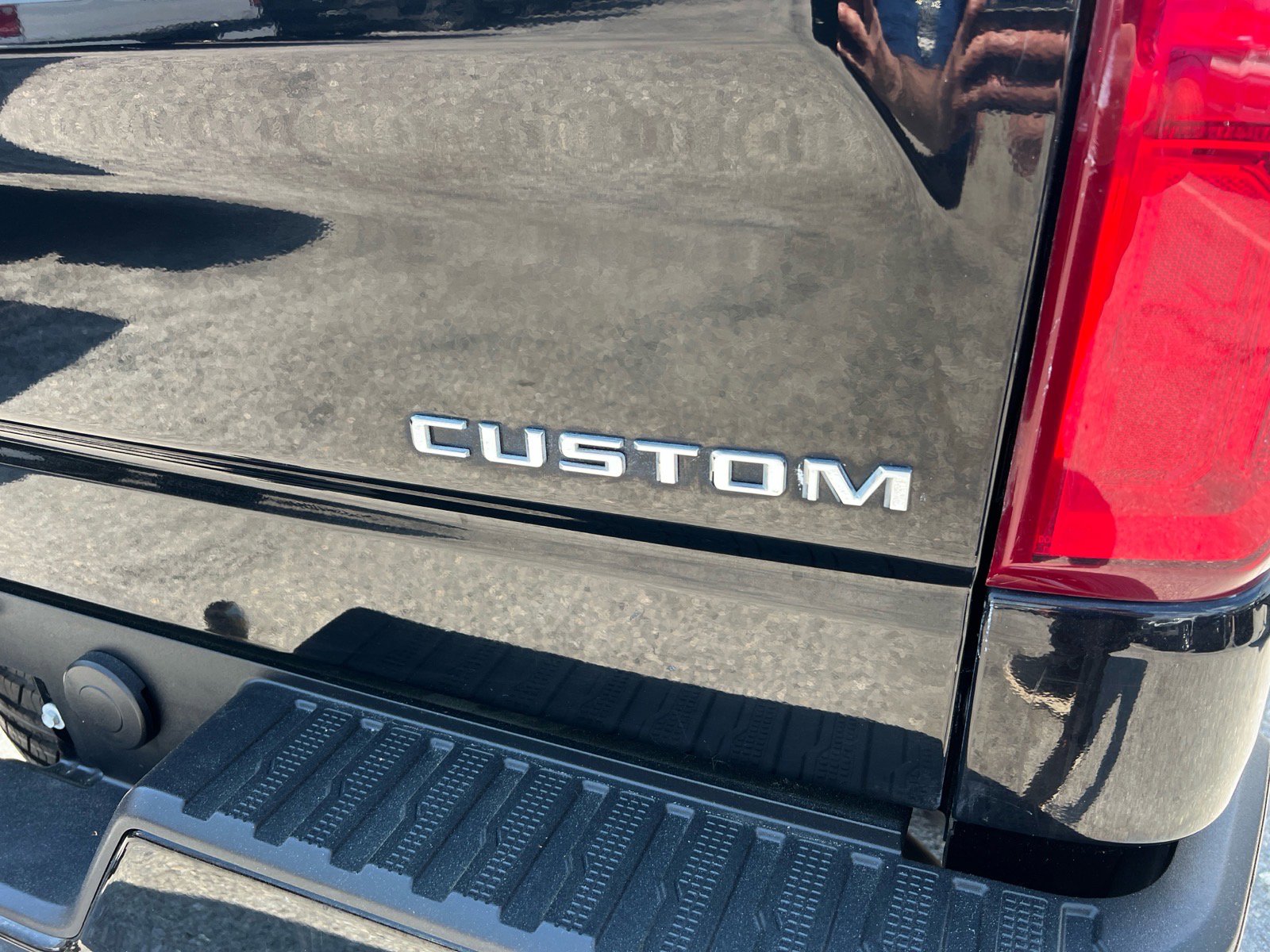 Used 2021 Chevrolet Silverado 1500 Custom AWD/4WD image 5