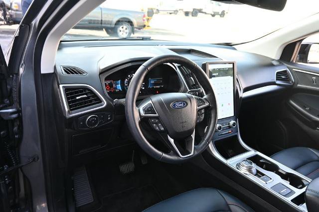 Certified 2022 Ford Edge SEL w/ Sport Appearance Package AWD/4WD image 18
