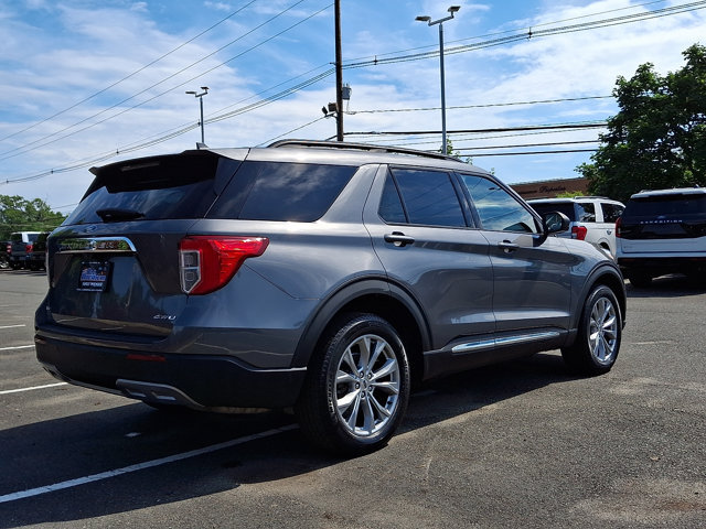 Certified 2023 Ford Explorer XLT w/ Equipment Group 202A AWD/4WD image 10
