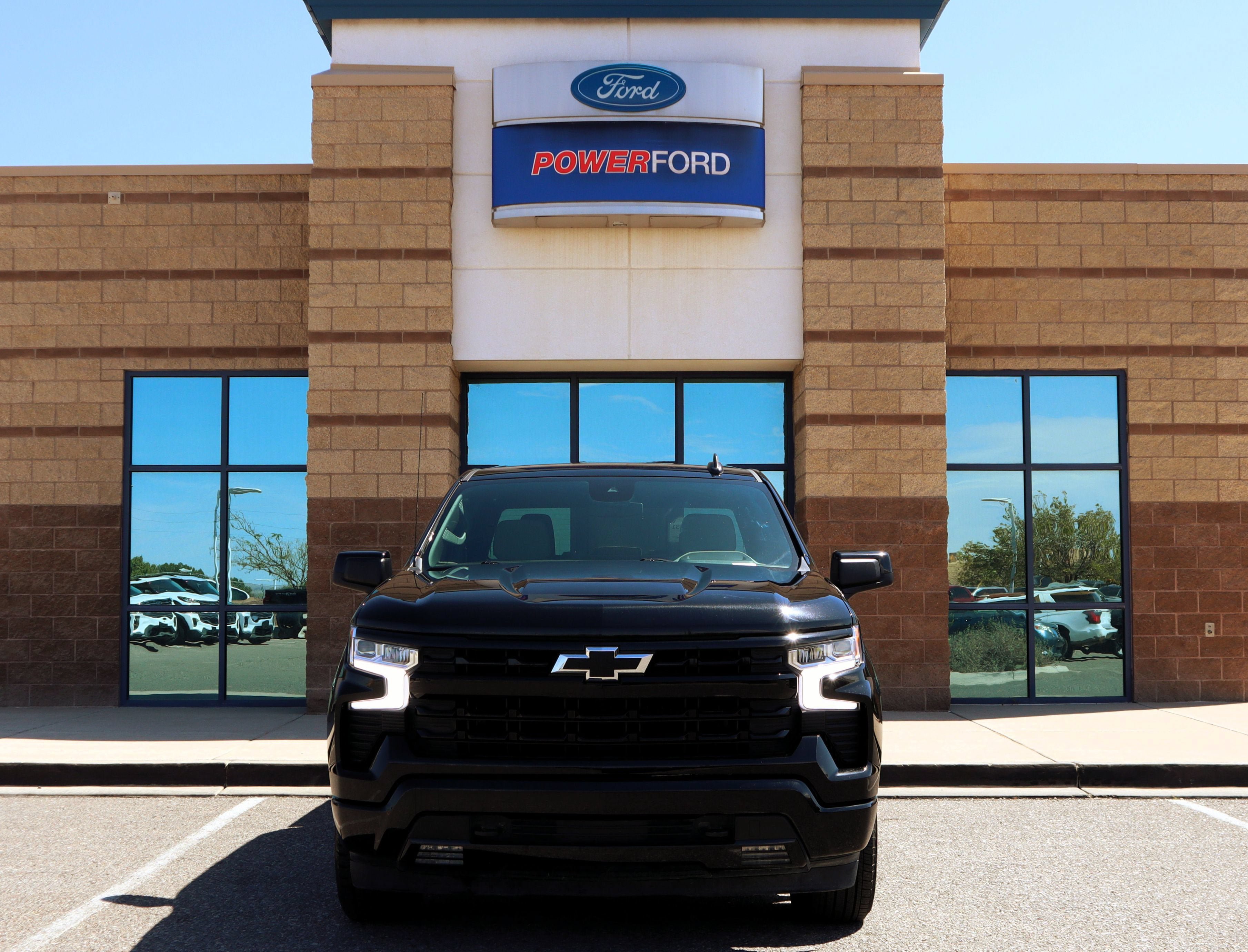 Used 2026 Chevrolet Silverado 1500 RST AWD/4WD image 3