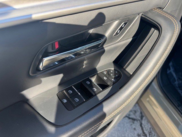 Used 2025 MAZDA CX-70 Plug-In Hybrid w/ Premium Plus image 11