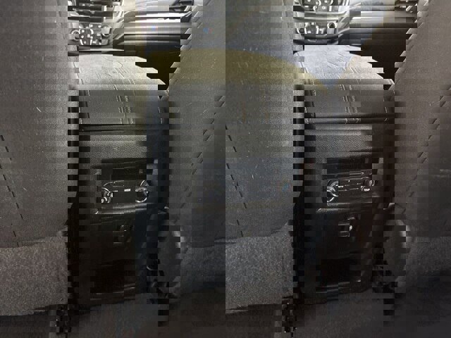 Used 2018 Chevrolet Traverse LT image 21