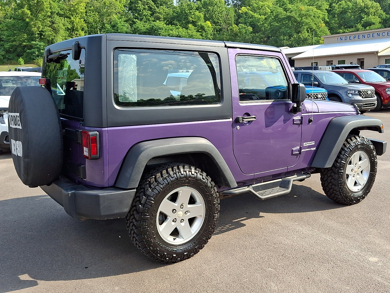 Used 2018 Jeep Wrangler Sport AWD/4WD image 11