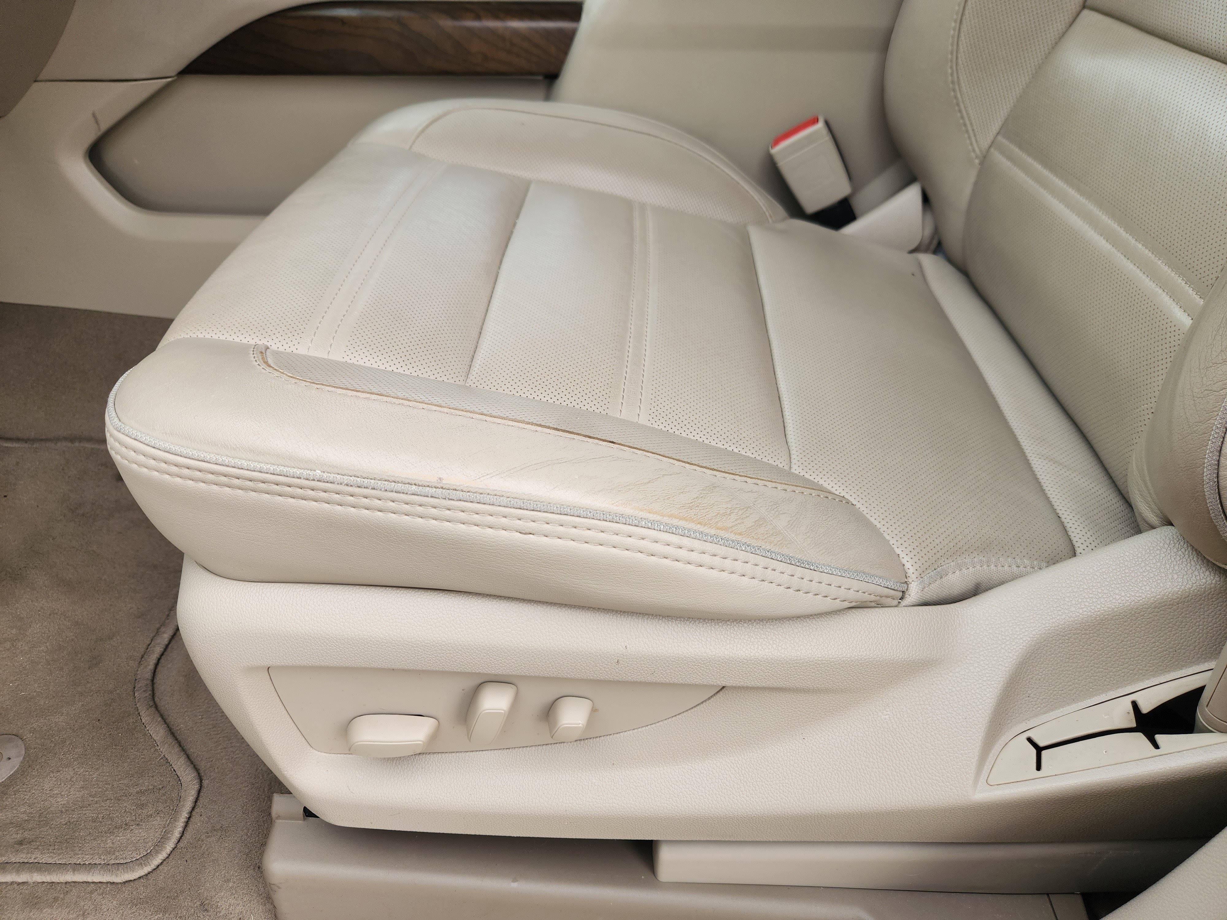 Used 2019 GMC Yukon Denali RWD image 18