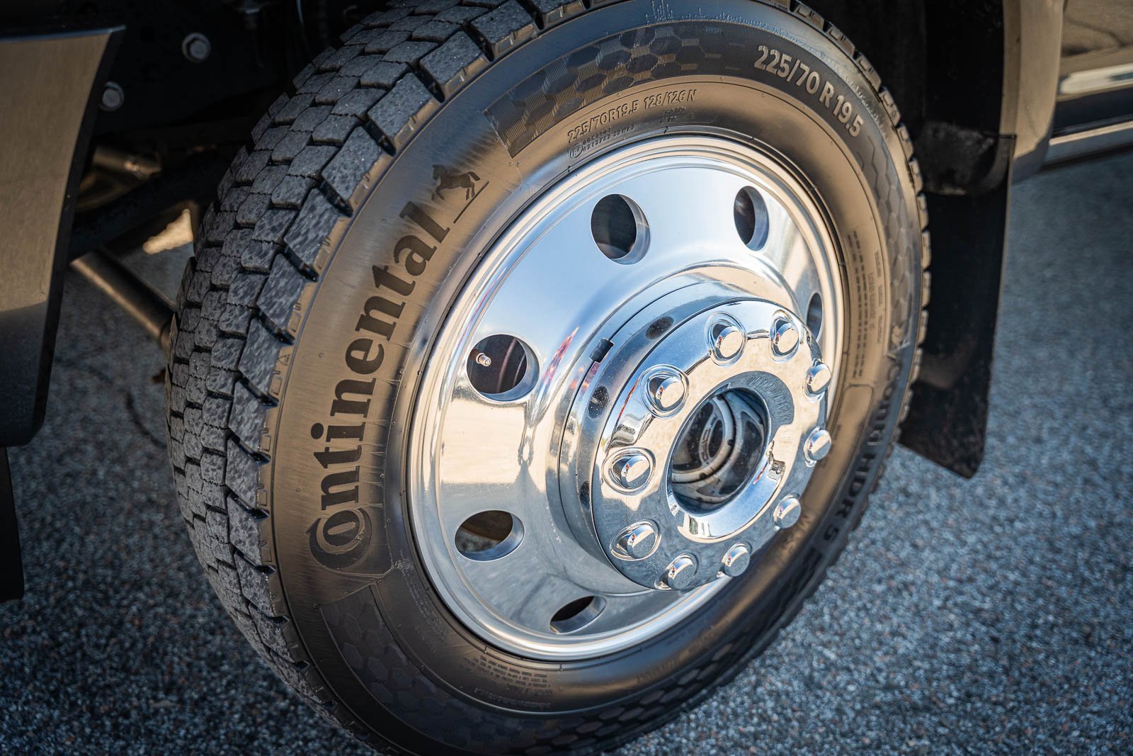 Certified 2019 Ford F450 Platinum w/ Platinum Ultimate Package image 28