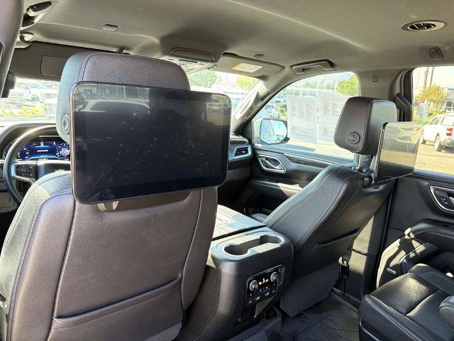 Used 2024 Chevrolet Tahoe LT w/ Luxury Package AWD/4WD image 13