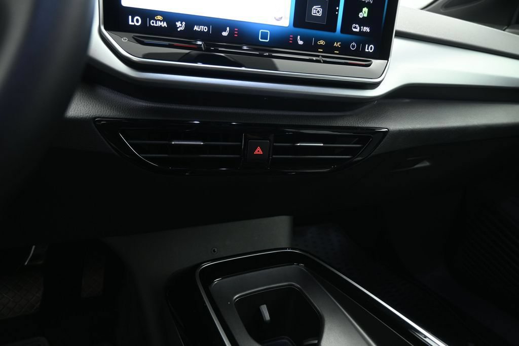 Used 2025 Volkswagen ID.4 Pro RWD image 14