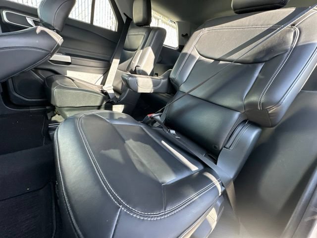 Certified 2023 Ford Explorer XLT w/ Equipment Group 202A RWD image 10