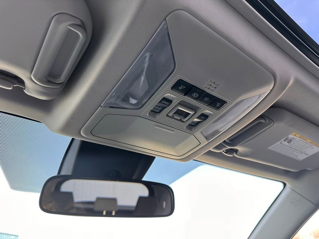 Used 2019 Toyota RAV4 XLE w/ Convenience Package image 25