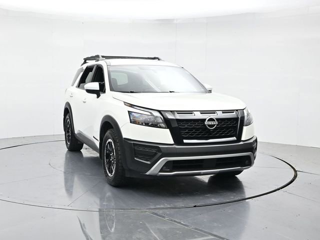 Used 2024 Nissan Pathfinder Rock Creek AWD/4WD image 4