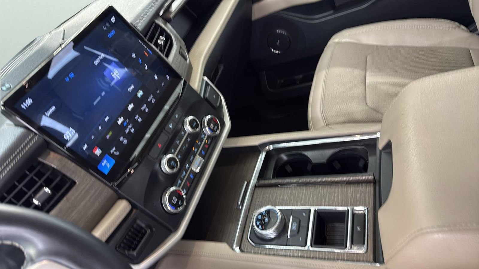 Certified 2022 Ford Expedition Limited image 21