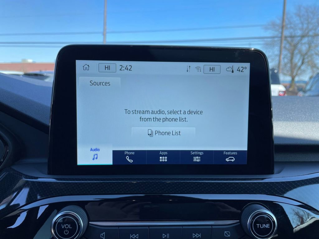 Certified 2025 Ford Escape ST-Line image 20