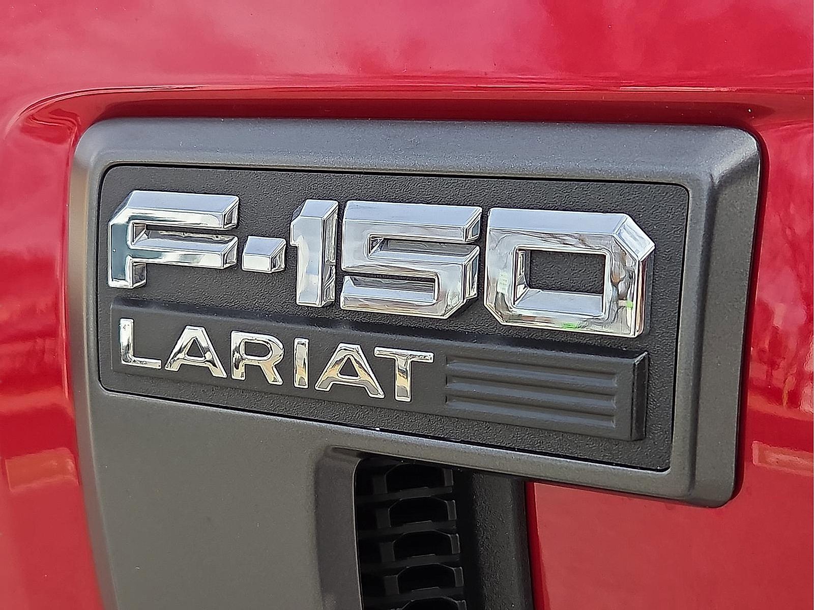 Certified 2022 Ford F150 Lariat w/ Equipment Group 502A High image 9
